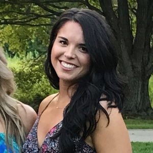 Meet your Posher, Danielle